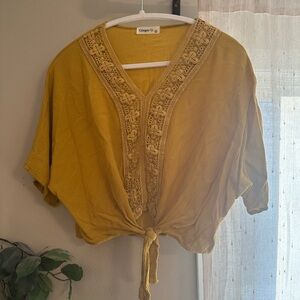 Ginger G Mustard Yellow Lace Accent Blouse Size S